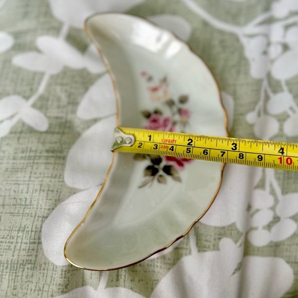 Vintage Crescent Moon Shaped Floral Porcelain Trinket Dish Jewelry Holder - Picture 7 of 7